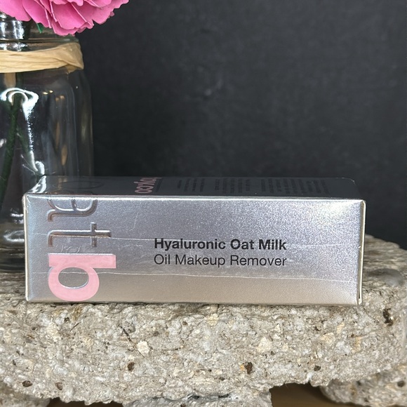 Toyfactory Oatbae Oil‎ Makeup Remover - Picture 6 of 8